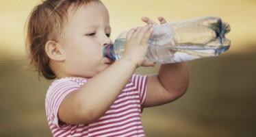 La mayoría de los niños y adolescentes españoles podría mejorar su hidratación