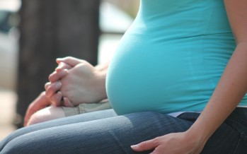 Murcia vacuna a las embarazadas frente a la Tosferina