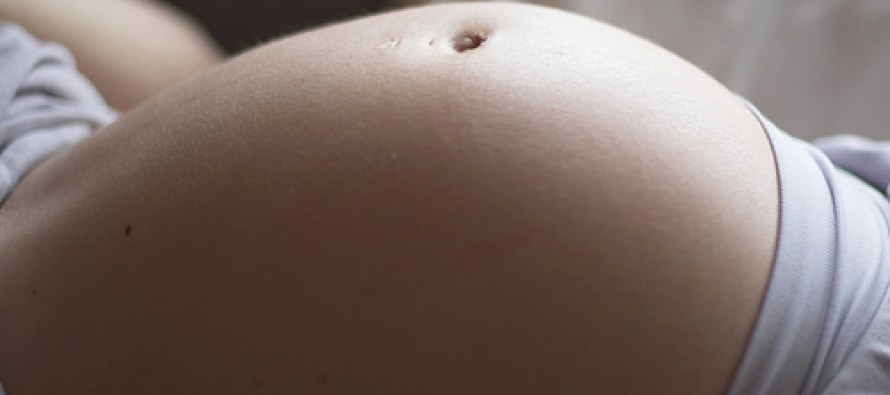 Nace en España el primer bebé de una embarazada con Zika