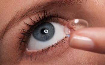 Usar lentillas modifica la flora bacteriana del ojo