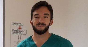 Alejandro Molina: en pacientes con psoriasis “el primer paso es explicarle detenidamente la enfermedad”