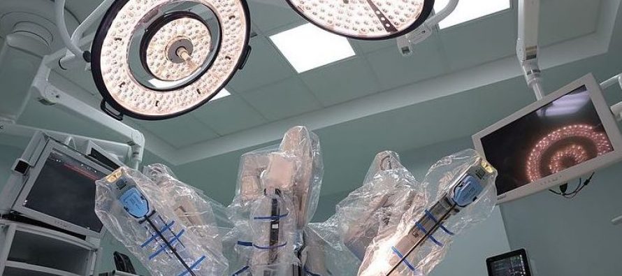 El Hospital Rey Juan Carlos realizó en 2021 más de 300 intervenciones con el robot Da Vinci