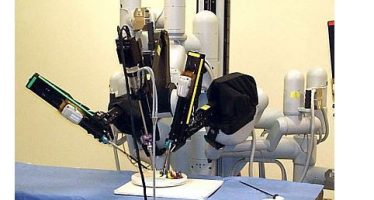 La alternativa robótica será la «indicación estándar» en Cirugía General y Digestiva, según un experto