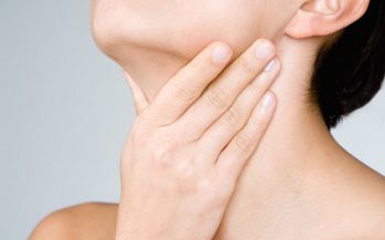 Monitorizar los nervios de la laringe durante una cirugía de tiroides previene lesiones en la voz