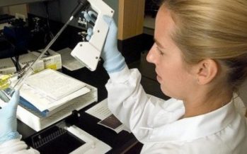 Investigadores curan por primera vez la fibrosis quística en laboratorio