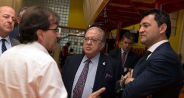 El presidente de la Fundación A.M.A., Diego Murillo, visita el Proyecto Hydro Physio