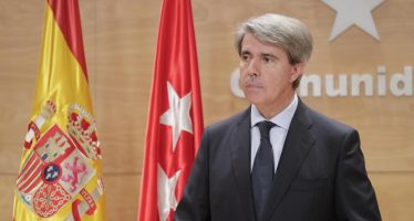 Madrid eliminará la lista de espera para la dependencia en 2019