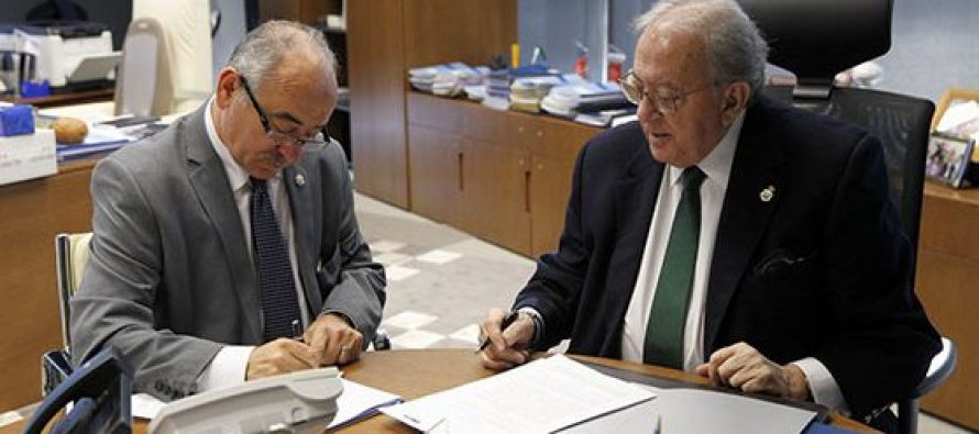 A.M.A. firma la póliza colectiva de Responsabilidad Civil Profesional con el Colegio de Enfermería de Granada