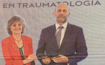 La Clínica Cemtro recibe el premio ‘A tu salud’ a la Mejor Clínica Privada en Traumatología