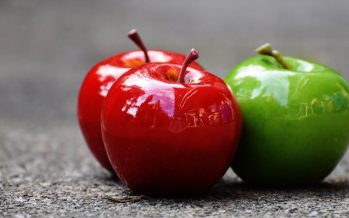 Un estudio afirma que comer dos manzanas al día ayuda a mantener el colesterol bajo