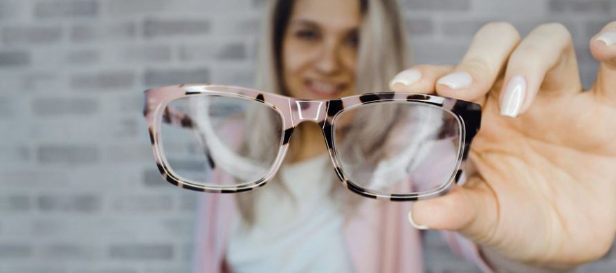 Lentes esclerales: Alternativa para quienes no pueden usar gafas convencionales