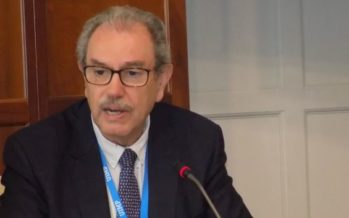 Vicente Larraga: «Queremos una vacuna cien por cien segura y que sea protectora»