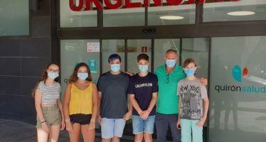 Quirónsalud Málaga elabora el protocolo Covid de la aventura trashumante de cinco niños que han superado un cáncer