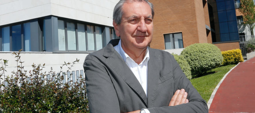 Dr. Guillermo López