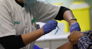 Madrid amplía el sistema de autocitación para vacunarse contra la COVID-19 a personas de 38 y 39 años