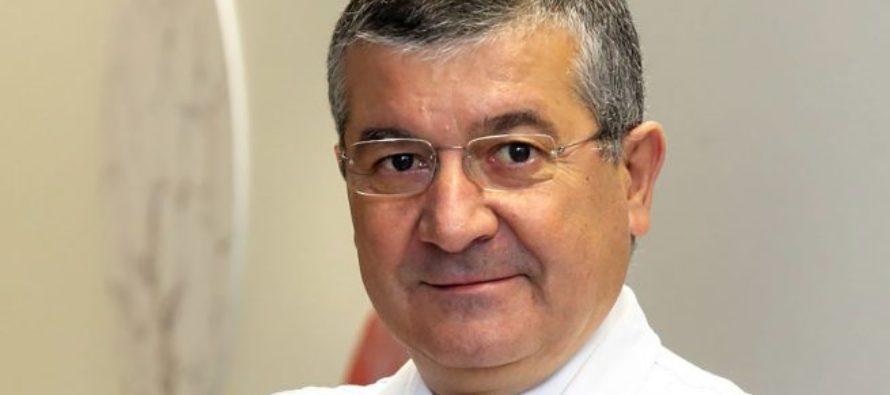 R. López: «La incorporación de los fármacos nuevos va a generar un incremento en la supervivencia»