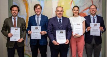 El Instituto Oftalmológico Fernández-Vega recibe cinco premios en el 37º Congreso SECOIR