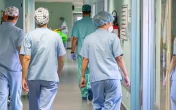 Ribera aborda el nuevo modelo de prevención de la infección de localización quirúrgica
