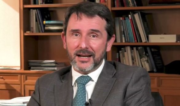 Cristóbal Belda: «El tratamiento del cáncer en España es excelente»