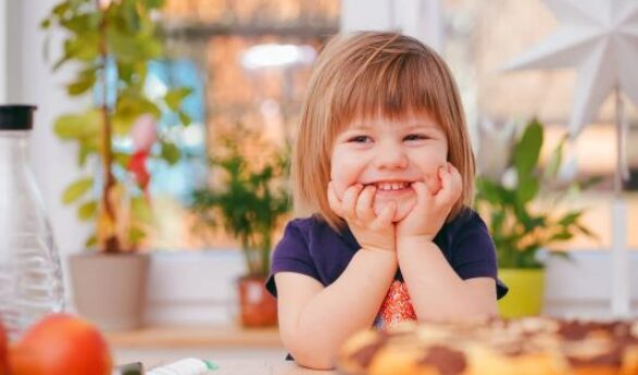 La AEP reclama una respuesta integral frente a la obesidad infantil y adolescente