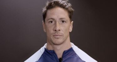 Fernando Torres protagoniza una campaña para visibilizar la epilepsia