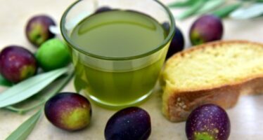 El aceite de oliva virgen extra y las personas con obesidad y prediabetes