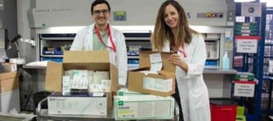 Dermatólogos viajan a Mozambique para tratar la patología derivada del albinismo