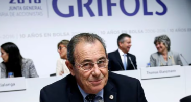 Víctor Grifols deja el consejo de administración tras casi cuatro décadas