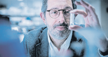 J. Vidal: “Los pinchazos ayudan a corregir la obesidad, pero no la curan”