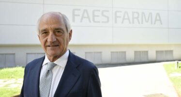 Faes Farma subirá sus ingresos en 2024