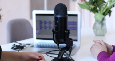 El COM Gipuzkoa lanza un canal de podcast para abordar temas médicos de actualidad