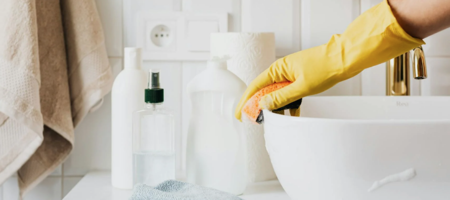 Alertan de que los alcoholes etoxilados en detergentes podrían afectar al intestino infantil y elevar el riesgo de alergias