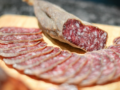 Sanidad alerta de la presencia de Salmonella en dos lotes de fuet procedente de España
