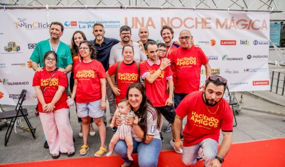 500 pacientes y profesionales del Hospital La Paz celebran el pase de España a la final del Mundial