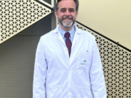 Dr. Romero: «El cansancio normal mejora cuando uno descansa; en el síndrome de fatiga crónica, el esfuerzo puede empeorar los síntomas»